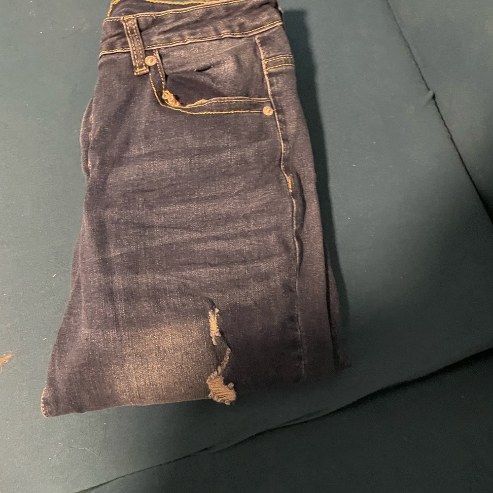 Distressed Capris - Picture 3 of 3